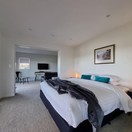 Fabulous Castor Bay 1 Bedroom With Views And Skytv Auckland Exteriér fotografie